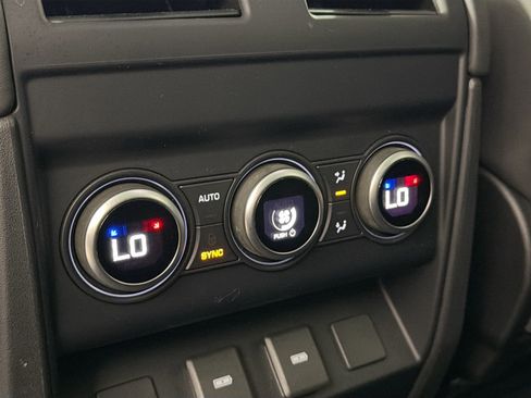 Certified 2023 Land Rover Defender 130 SE image 28