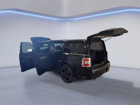 Used 2014 Ford Flex Limited w/ Equipment Group 301A FWD image 12