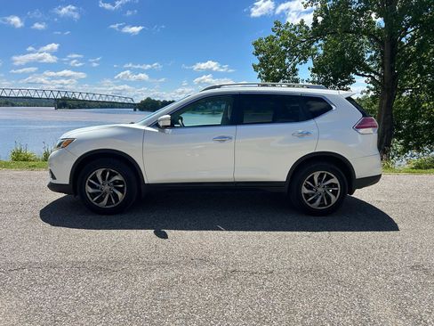 Used 2015 Nissan Rogue SL w/ SL Premium Package AWD/4WD image 2