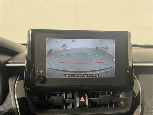 Used 2023 Toyota Corolla Cross AWD Hybrid w/ Moonroof Package image 18
