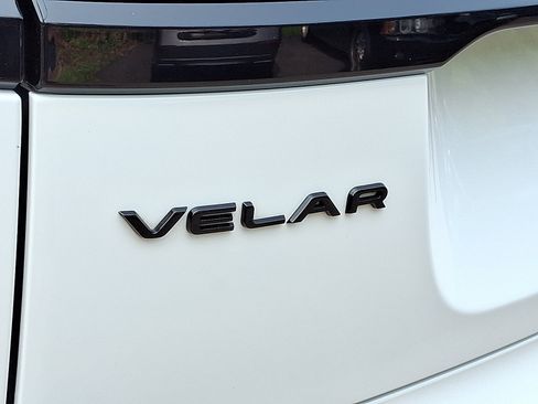 Used 2026 Land Rover Range Rover Velar Dynamic SE AWD/4WD image 30