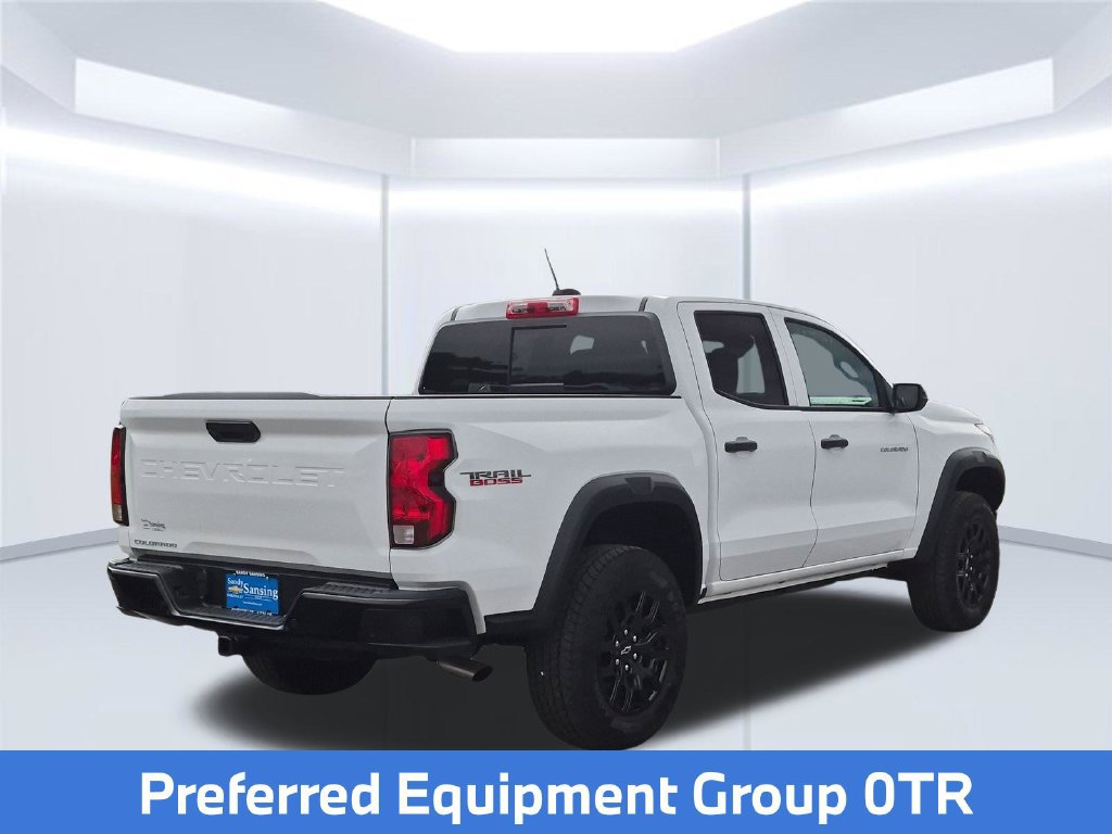 Used 2026 Chevrolet Colorado Trail Boss AWD/4WD image 6