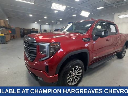 Used 2022 GMC Sierra 1500 AT4 w/ AT4 Preferred Package AWD/4WD image 10