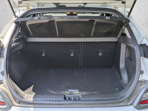 Used 2018 Hyundai Kona SEL w/ SEL Tech Package 02 FWD image 6