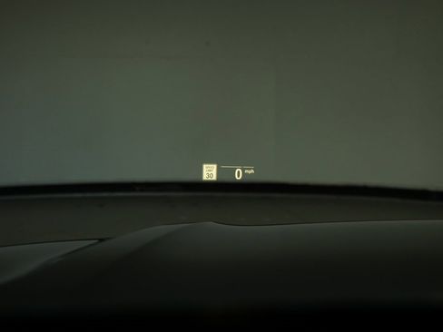 Used 2022 BMW 750i xDrive w/ Executive Package image 14