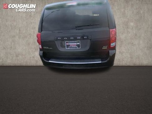 Used 2019 Dodge Grand Caravan GT FWD image 11