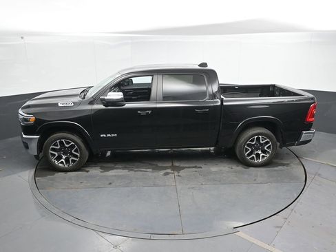 Used 2025 RAM 1500 Laramie image 39