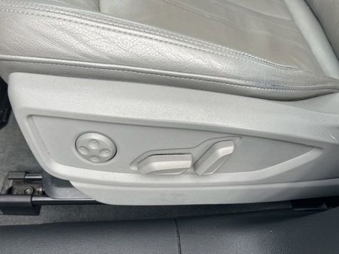 Used 2019 Audi Q5 2.0T Premium Plus w/ Premium Plus Package image 13