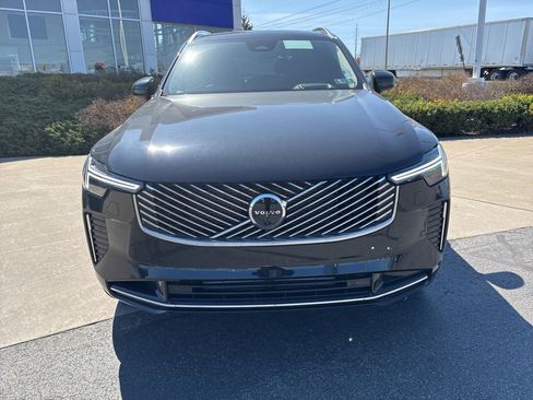 New 2026 Volvo XC90 T8 Ultra w/ Protection Package Premier AWD/4WD image 3