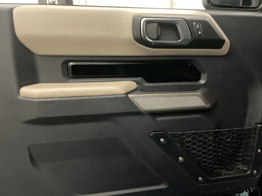 Used 2022 Ford Bronco Wildtrak AWD/4WD image 16