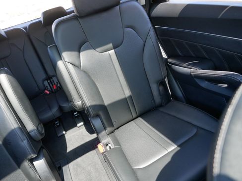 Certified 2023 Kia Sorento SX AWD/4WD image 14
