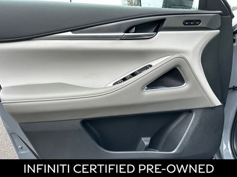 Certified 2026 INFINITI QX60 Luxe w/ Family Package image 29