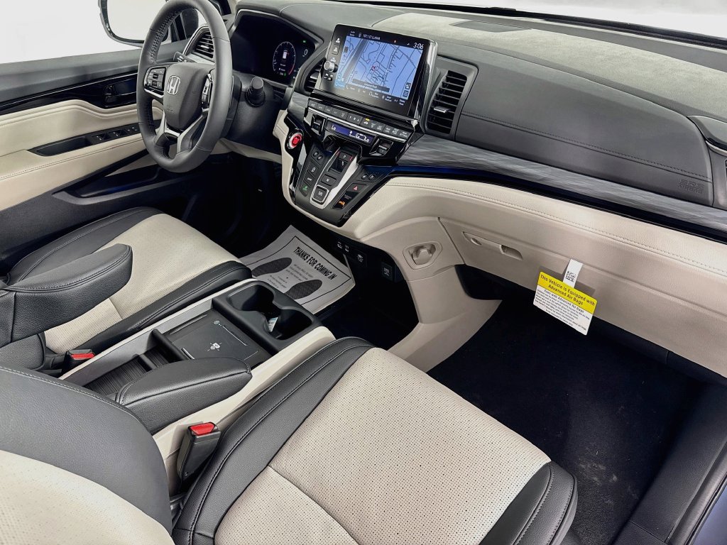 Used 2026 Honda Odyssey Elite image 42