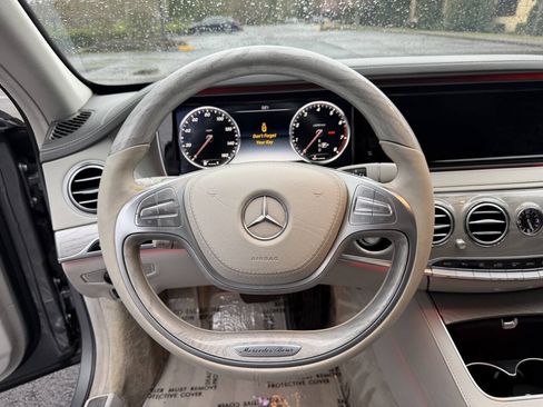 Used 2015 Mercedes-Benz S 550 Sedan image 17