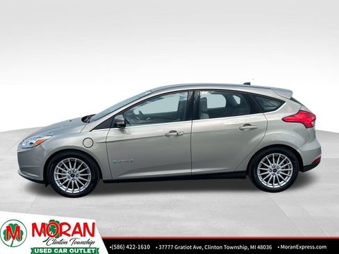 Used 2016 Ford Focus Electric Hatchback image 2