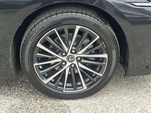 Used 2024 Lexus ES 350 w/ Premium Package FWD image 8