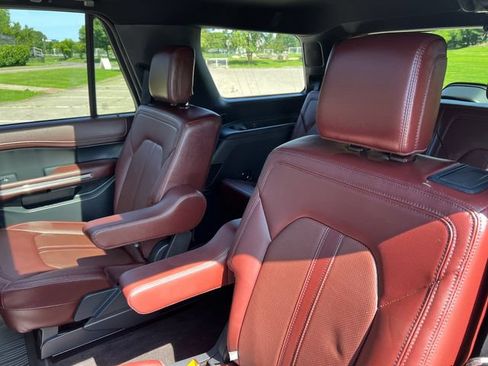 Certified 2023 Ford Expedition Limited AWD/4WD image 24