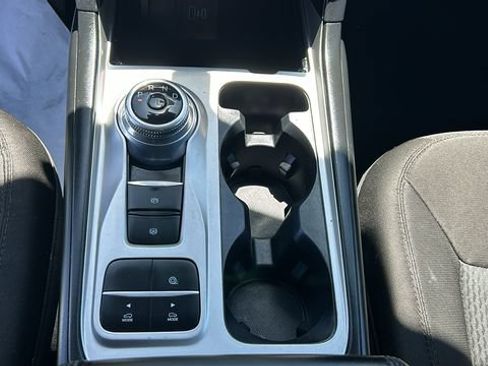 Certified 2022 Ford Explorer XLT RWD image 24
