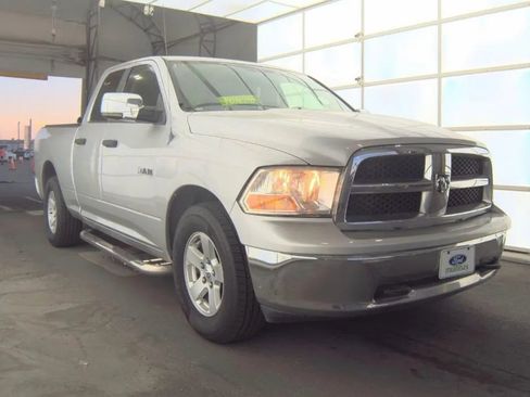 Used 2009 Dodge Ram 1500 Truck SLT w/ Light Group image 4