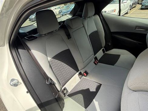 Used 2020 Toyota Corolla SE w/ Carpet Mat Package image 14