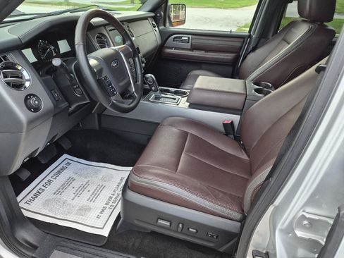 Used 2017 Ford Expedition EL Platinum AWD/4WD image 11