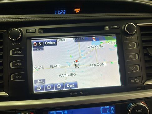 Used 2015 Toyota Highlander XLE AWD/4WD image 21