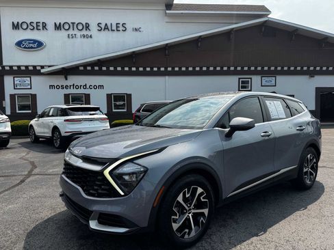 Used 2023 Kia Sportage EX FWD image 1