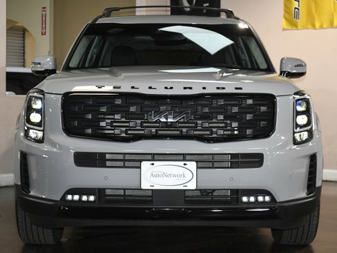 Used 2022 Kia Telluride SX w/ SX Prestige Package image 1