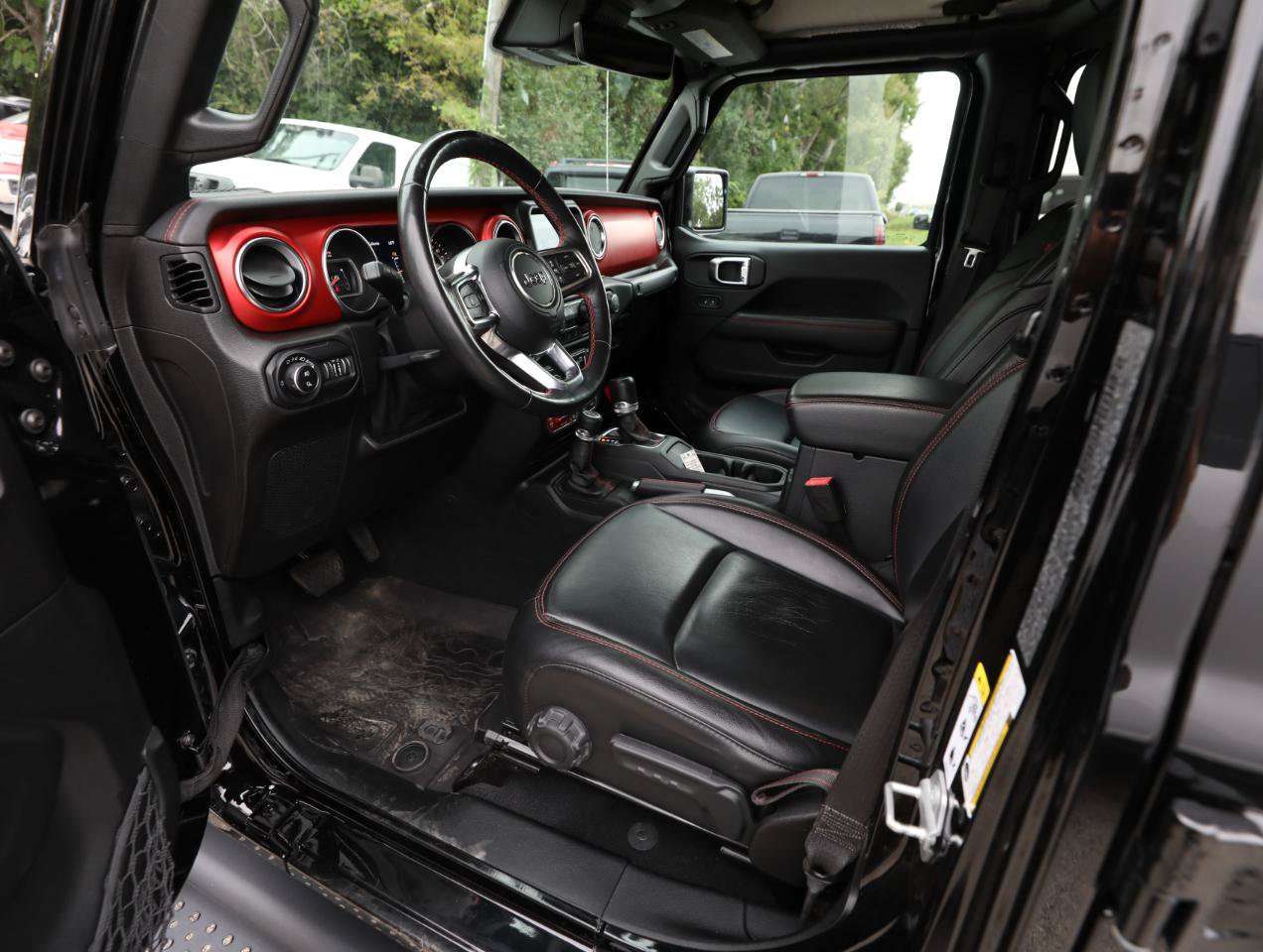 Used 2020 Jeep Gladiator Rubicon AWD/4WD image 18