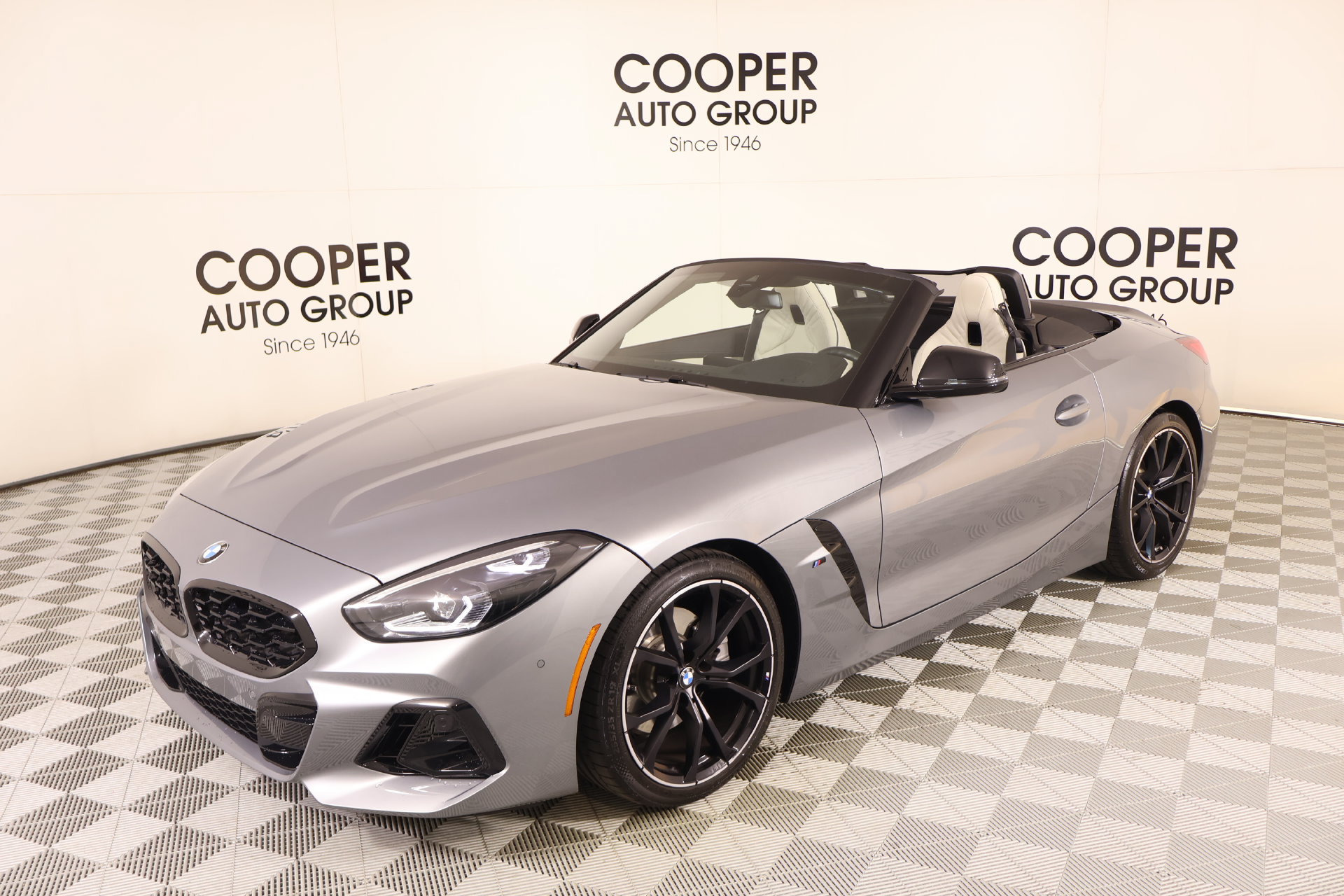Used 2026 BMW Z4 sDrive30i w/ Premium Package RWD image 11
