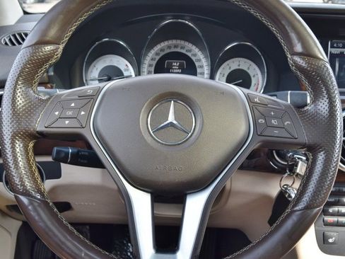 Used 2015 Mercedes-Benz GLK 350 4MATIC image 16