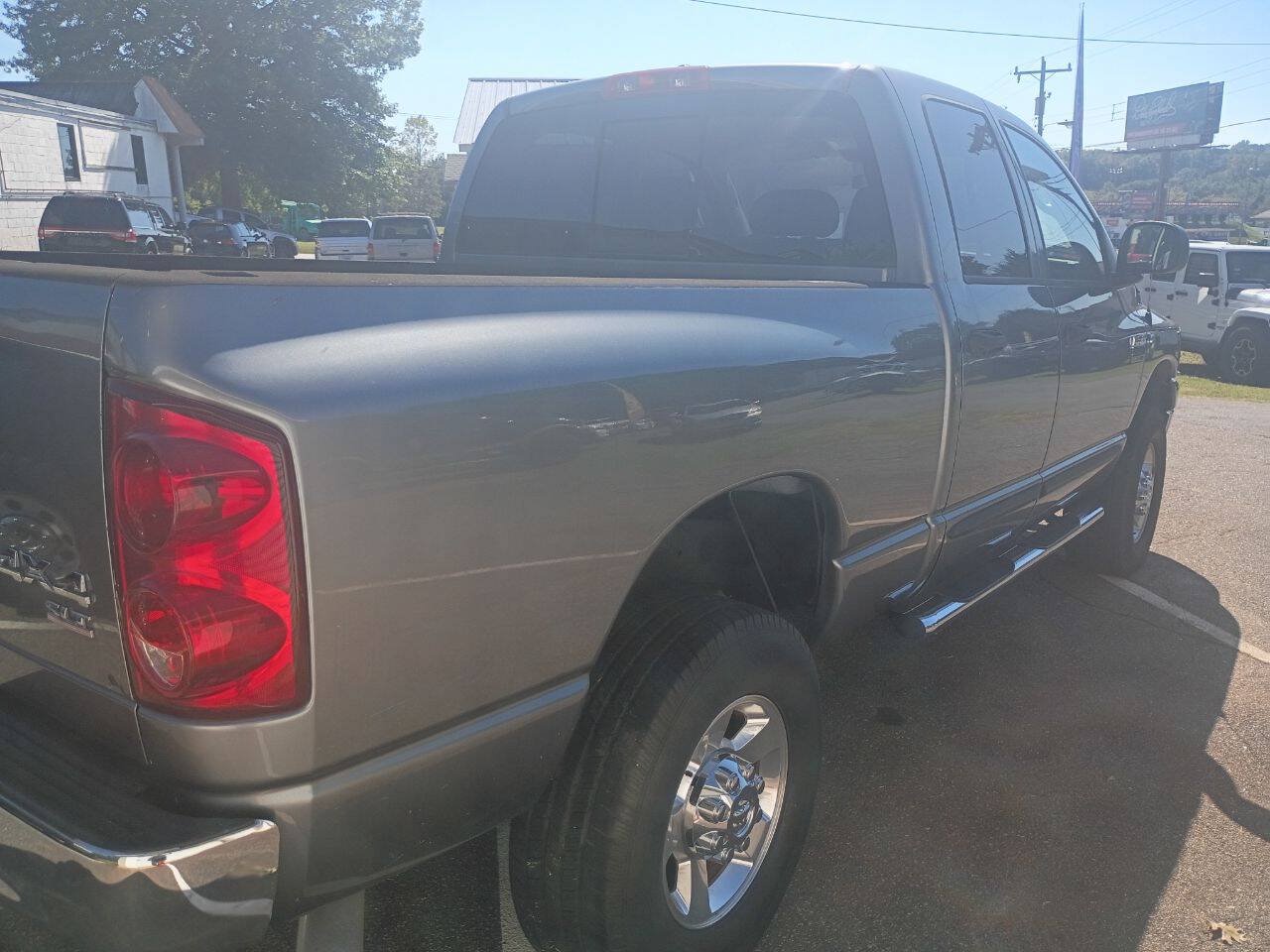 Used 2007 Dodge Ram 2500 Truck SLT AWD/4WD image 8