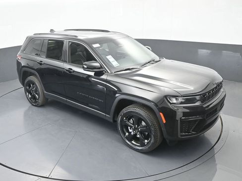 New 2026 Jeep Grand Cherokee Limited w/ Limited Altitude Package RWD image 49