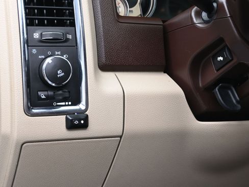 Used 2016 RAM 1500 Laramie Longhorn w/ Convenience Group image 23