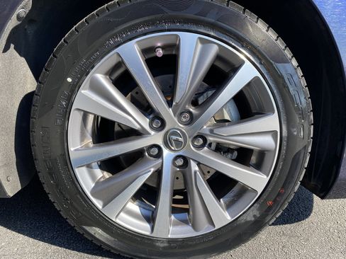 Used 2020 Lexus ES 350 w/ Premium Package image 12