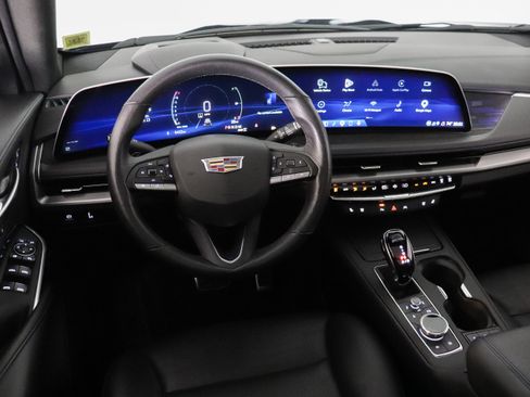 Certified 2025 Cadillac XT4 Sport AWD/4WD image 25