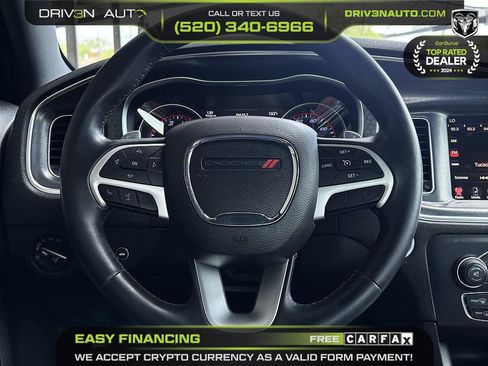 Used 2015 Dodge Charger SXT RWD image 9