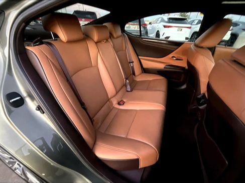 Used 2019 Lexus ES 350 image 19