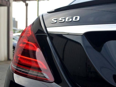 Used 2018 Mercedes-Benz S 560 Sedan image 9