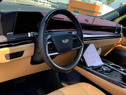 New 2025 Cadillac Escalade IQ Luxury 2 image 9