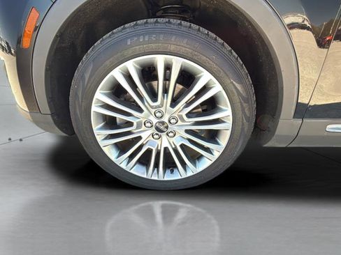 Used 2017 Lincoln MKX Reserve AWD/4WD image 26