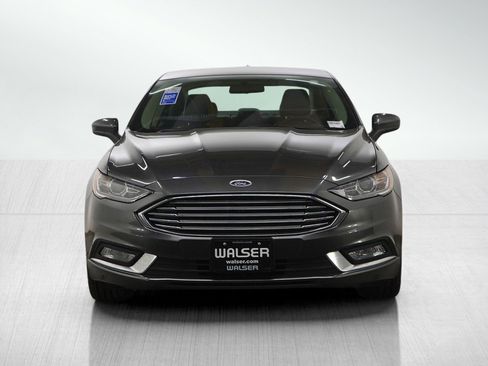 Used 2018 Ford Fusion SE w/ Equipment Group 601A image 8