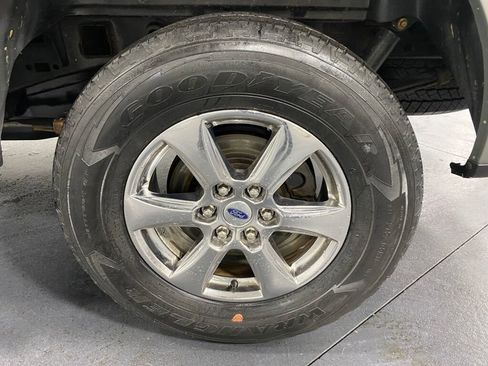 Used 2019 Ford F150 XLT w/ Equipment Group 302A Luxury image 5