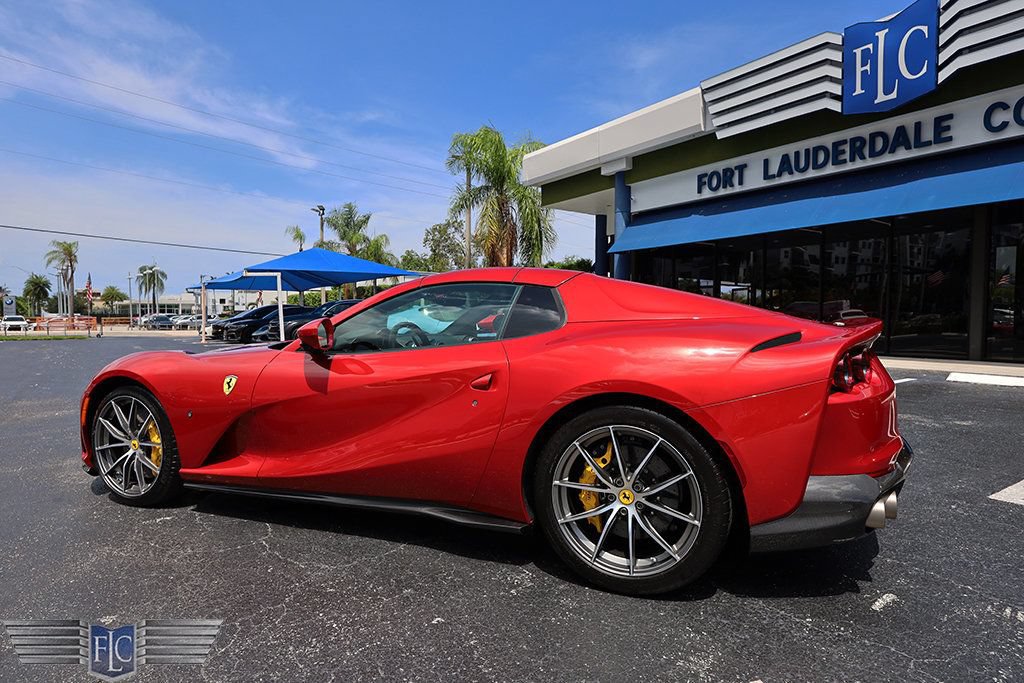Used 2021 Ferrari 812 GTS RWD image 7