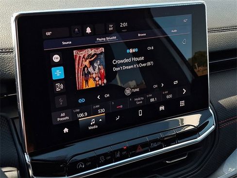 Used 2024 Jeep Compass Trailhawk image 16