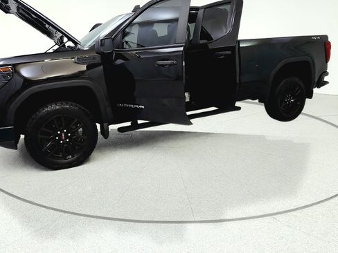 Used 2023 GMC Sierra 1500 Pro w/ Graphite Edition AWD/4WD image 11