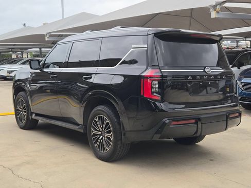 Used 2025 Nissan Armada Platinum RWD image 5