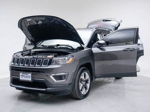 Used 2018 Jeep Compass Limited w/ Navigation Group image 17