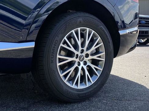 Used 2021 Genesis GV80 2.5T RWD image 11