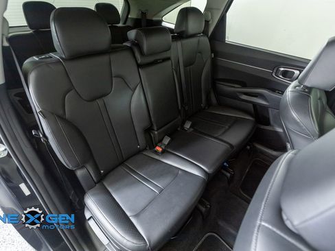 Used 2024 Kia Sorento S AWD/4WD image 37